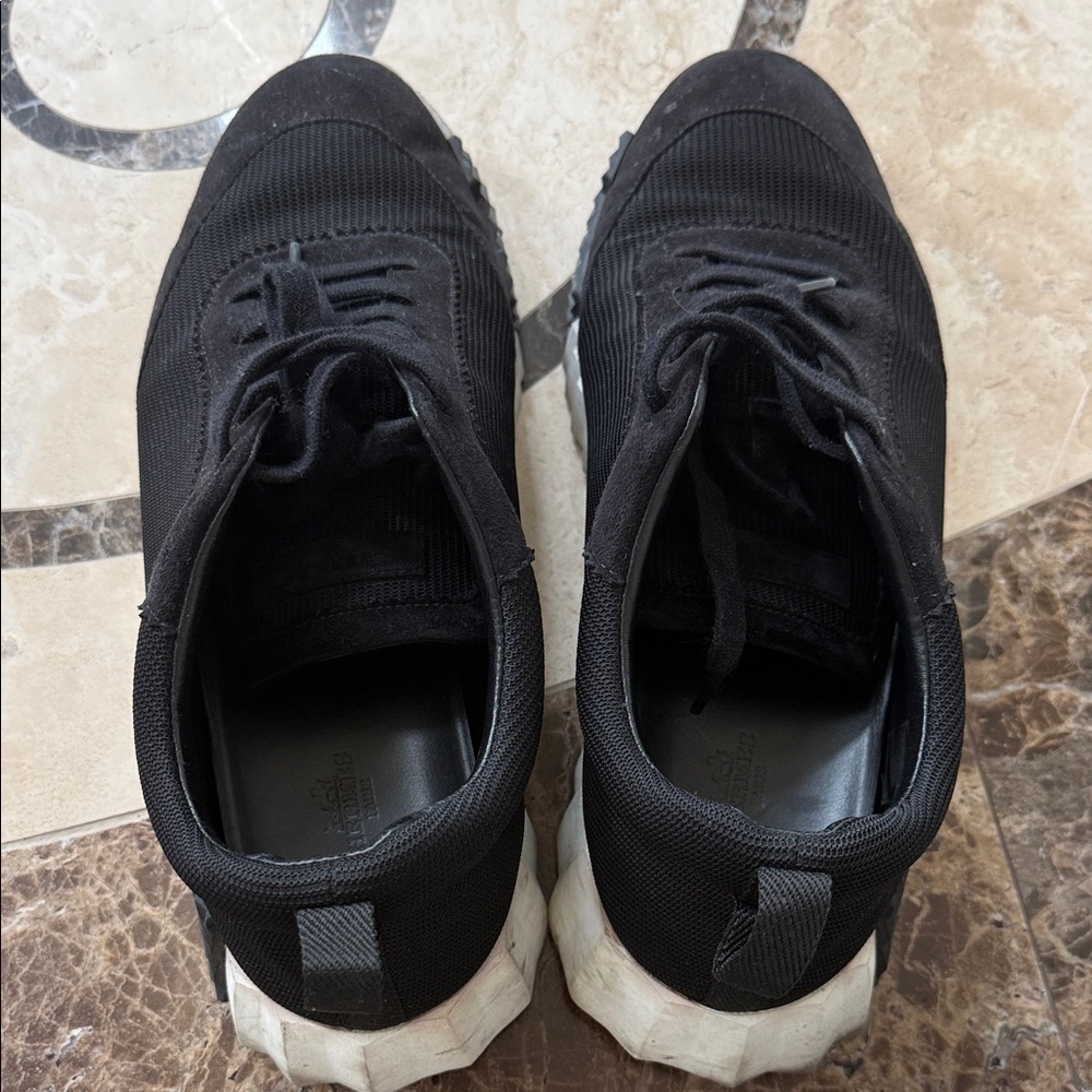 100% AUTHENTIC HERMES MEN'S BOUNCING SNEAKERS (SIZE42.5)
